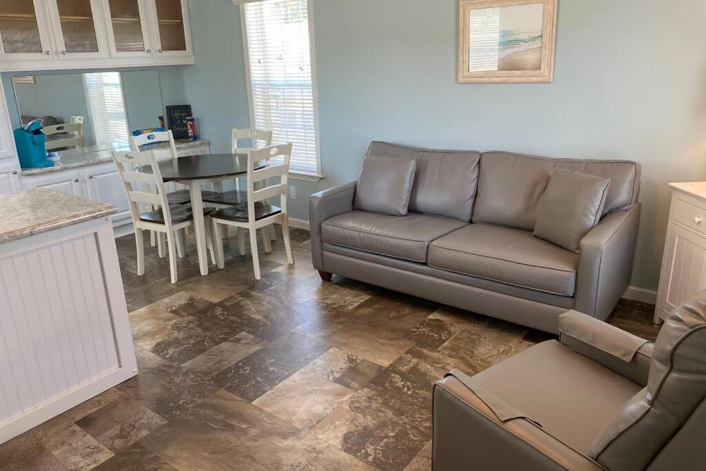 Cozy Tiny Home Near Disney World & Orlando Parks! Kissimmee Eksteriør billede