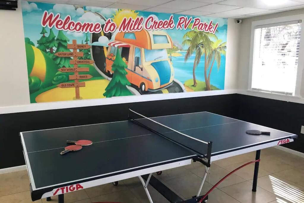 Cozy Tiny Home Near Disney World & Orlando Parks! Kissimmee Eksteriør billede