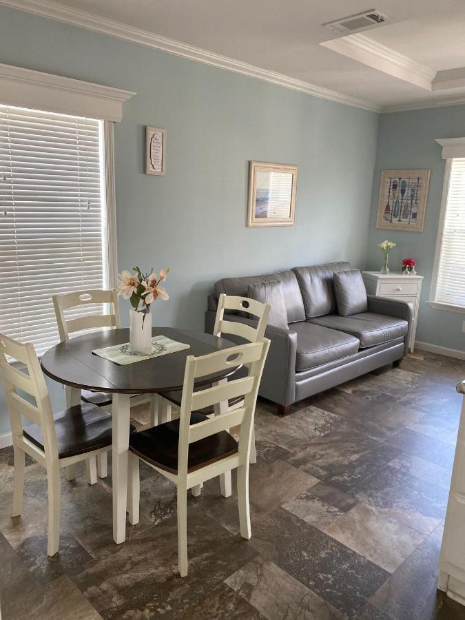 Cozy Tiny Home Near Disney World & Orlando Parks! Kissimmee Eksteriør billede